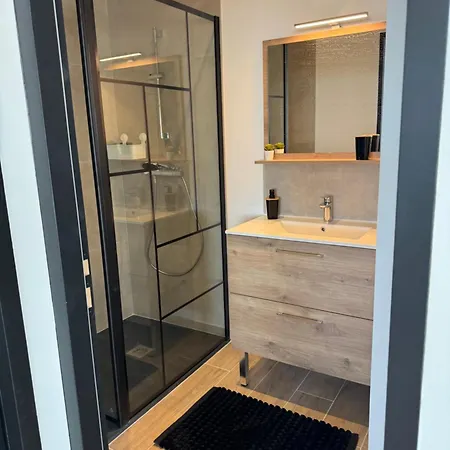 Appartement Front De Exceptionnel, Terrasse Xxl, 10m *